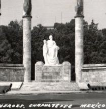 A Los Ninos Heroes Monument RPPC Postcard Vintage Mexico Chapultepec - £9.43 GBP