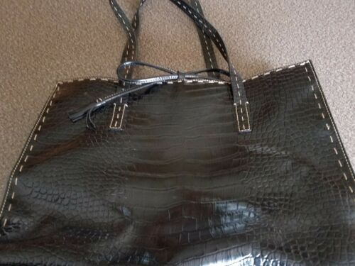 Liz Claiborne ~ Black w/White Stitching ~ Shoulder Bag ~ Double Handled Purse - $22.95