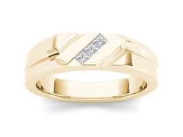 Authenticity Guarantee 
14K Yellow Gold 0.15Ct TDW Princess Diamond Three Sto... - £1,015.17 GBP