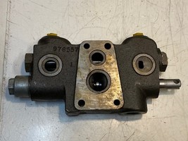 Hydraulic Directional Control Valve 976557 - $299.99