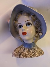 Vintage Nancy Pew 2260 Femme Tête Vase Gris Chapeau Bleu Col Marquée Lab... - $4,083.23 MXN