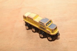 Maxim Long Yellow Wooden Train 27WSA. Brio. Thomas &amp; Friends. - $9.50