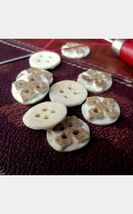 Antler Carved Flower Buttons - $109.66 MXN