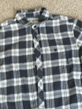 Billabong Mens Small 100% Cotton Grey Flannel Plaid Button Up Long Sleeve Shirt - $24.99