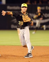 NICK GONZALES 8X10 PHOTO PITTSBURGH PIRATES PICTURE BASEBALL MLB - $5.93