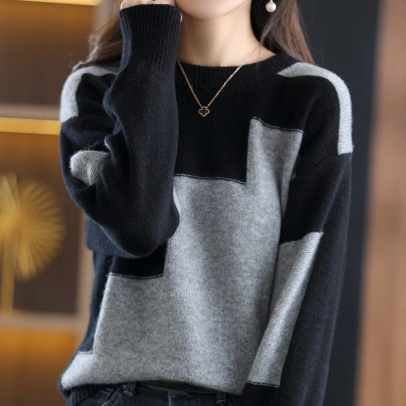  Autumn Winter Black and White Contrast Splicing  Korean New  Elegant Round Neck - £104.74 GBP