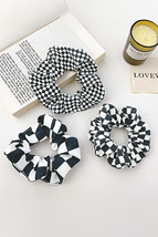 Black Checkerboard Pattern Cloth Hair Scrunchie - $52.28 MXN