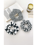 Black Checkerboard Pattern Cloth Hair Scrunchie - $52.12 MXN