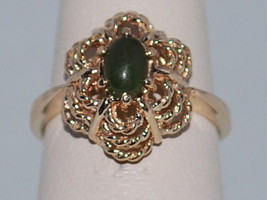 14k Yellow Gold Ring With Nephrite Jade In A Twisted Gold Rope Dome Design  - £197.45 GBP