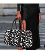 Skully Duffle Bag | Black &amp; White Sulls | Free Ship! - $928.02 MXN+