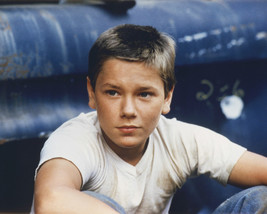 River Phoenix in Stand by Me portrait in white t-shirt 16x20 Poster - £15.71 GBP