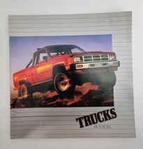 1984 Toyota 4x2 4x4 SR5 4WD Trucks Sale Catalog Brochure - $42.70