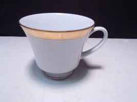 1  CONTEMPORARY NORITAKE LEGACY GOLD TEA / COFFEE CUP - £3.99 GBP