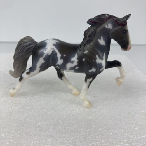 Breyer Reeves Model Horse Stablemates Tennessee Walking Gray White Sabino #5906 - £21.35 GBP