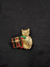Vintage SFJ Christmas Colorful Cat and Present pin Brooch.  Cutel - $21.82 CAD