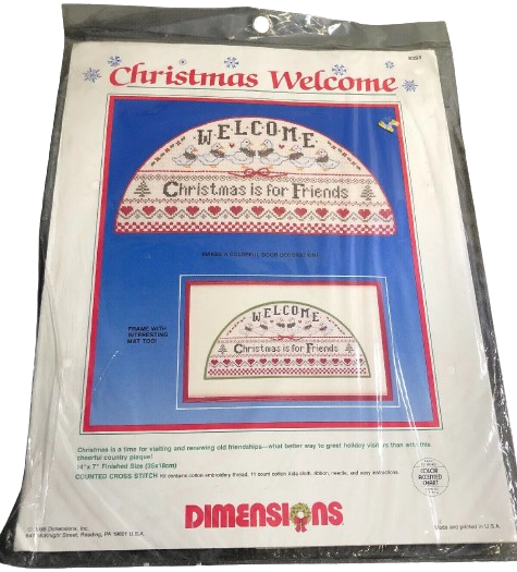 Dimensions 1986 Welcome Christmas Is For Friends Counted Cross Stitch Kit #8333 - £13.48 GBP