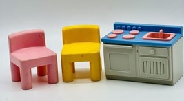 LITTLE TIKES Dollhouse Stove Sink  Combo Blue White Chairs Pink Yellow - £18.32 GBP