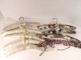 Vintage Padded Clothes Lingerie Hangers Retro Floral  White Satin Bows Lot Of 9 - £11.79 GBP