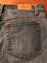 Gap Women&#39;s Jeans 1969 Boot Cut Stretch Distressed Size 8 X 31 - £28.82 GBP