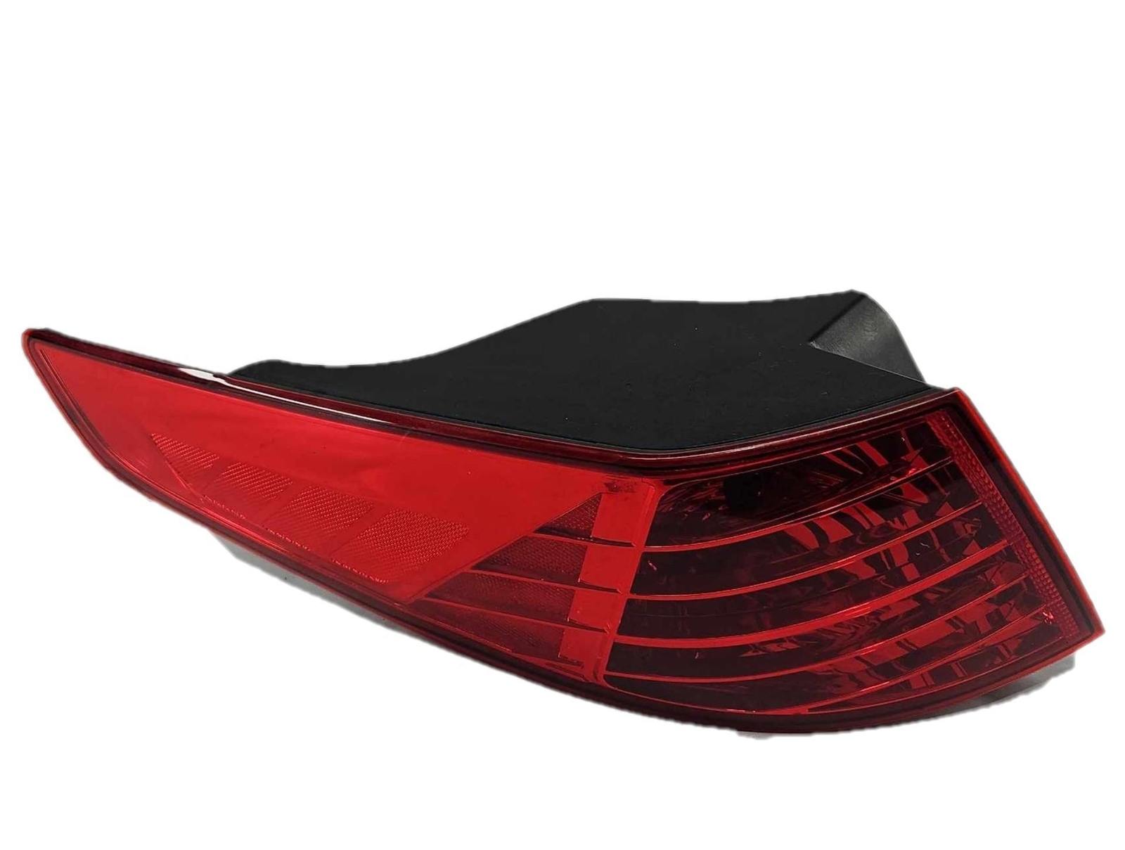 2011-2013 Kia Optima Lx Driver Side LH Rear Quarter Panel Mounted Tail L... - $69.25