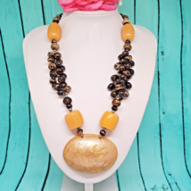 Artisan Lucite &amp; Phenolic Resin Beaded Necklace African Trade Faturan Faux Amber - £31.42 GBP