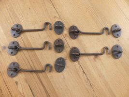 5 Iron Hook & Latch Eye Lock Window Hand Forged Barn Cabin Door **SOME R... - €24,23 EUR 5 Iron Hook & Latch Eye Lock Window Hand Forged Barn Cabin Door **SOME R... - €24,23 EUR