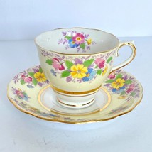 Colclough England Pale Yellow Flowers Teacup and Saucer Bone China Gold Trim Vtg - £15.77 GBP