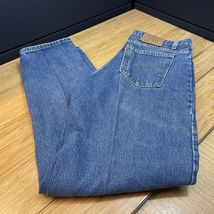 Levi Strauss 550 Relaxed Medium Wash Denim Jeans Men's Size 36X32 KG JD - $24.75