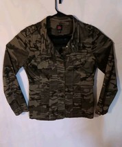 2b bebe Camo Jacket Size M Dark Green Brown Black Pockets Lightweight Ca... - $541.01 MXN