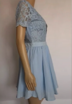 Missguided V Neckline Lace Dress image 2