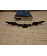 FORD  E7SZ-8213-A   Emblem Ornament  Thunderbird  Some 87 88 Front Grill... - $652.11 MXN