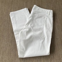 Apt 9 White Denim Crop 5 pocket Jeans Modern Fit Stretch Cropped 8 - $8.59