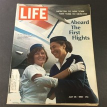 VTG Life Magazine July 26 1968 - Susan Sicari Greets Natasha Arutyunova at JFK - £10.64 GBP
