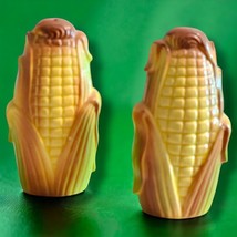 Vintage Pair of  Ears Of Corn  Salt and Pepper Shakers - $139.79 MXN