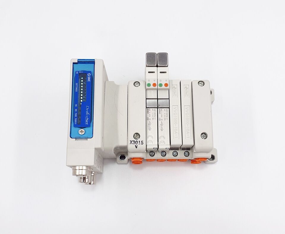 SMC EX260-SDN3 devicenet module VV50C11-04-X3015V + 2X VQC1A01N-51 Solenoid - $197.01