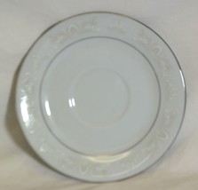 Royal Palm Crown Ming Saucer White Gray Leaves on Rim Platinum - £10.16 GBP