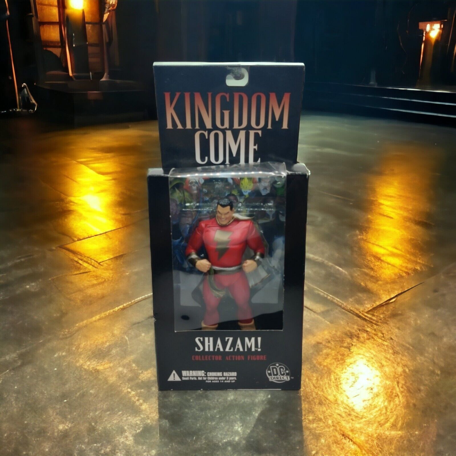 Shazam Action Figure | Alex Ross Kingdom Come DC Direct 2003 Damaged Outer Box - $39.79