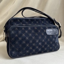 Vintage Valentino blue Suede Crossbody bag purse gold hardware - $3,393.00 MXN