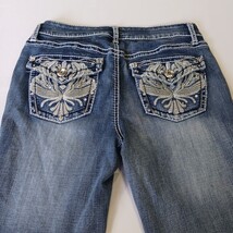 Apt 9 Capri Jeans Women’s Sz 4 (27×25) Low-Rise Embroidered Rhinestones Stretch image 3