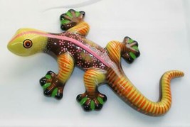 Ceramic Lizard Gecko Figurine Wall Art Cantina Decor Brown Yellow Pink Stripe V2 - £13.37 GBP