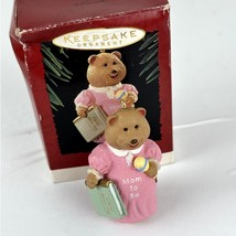 Hallmark Keepsake Ornament Mom-to-Be Mother Bear QX5659 1995 Sri Lanka - £5.16 GBP