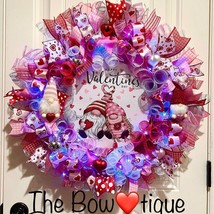 XL Handmade Valentine’s Gnome Hearts Ribbon Prelit Wreath 26 ins LED - £78.56 GBP