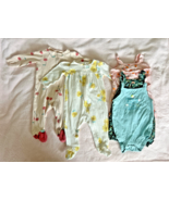 5 PC baby clothing bundle with Sleepsuits &amp; Rompers 6mo-9mo, Pre-Owned - $232.99 MXN