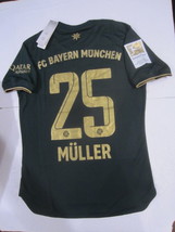 Thomas Muller Bayern Munich Oktoberfest Match Slim Green Soccer Jersey 2021-2022 - £87.17 GBP