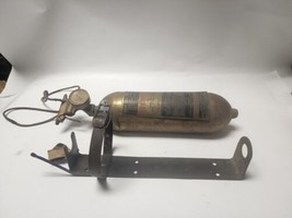 Antique/Vintage Stemple Brass Carbon Tet Fire Extinguisher with Bracket ... - $1,522.97 MXN