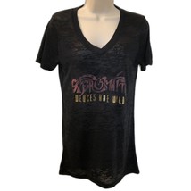 Aerosmith Deuces Are Wild Women&#39;s Black Graphic T-Shirt Large V-Neck Rock Band - £15.44 GBP