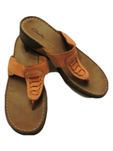 Clarks Solid Sandals Orange Thong Wedges Flip Flops Leather Slip On Shoes 9M - £27.48 GBP