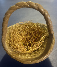 Small Decorative Basket With Straw - $174.94 MXN