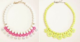 New Ann Taylor Flower Sparkling Resin White Lime Yellow Statement Necklace 17&quot;  - £23.48 GBP