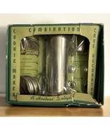 1950&#39;s Cake Decorator &amp; Cookie Maker Combination In The Original Box - $304.25 MXN